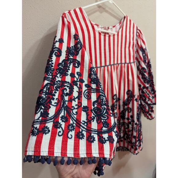 Beautiful red & white cotton striped embroidered peasant blouse - Picture 4 of 6